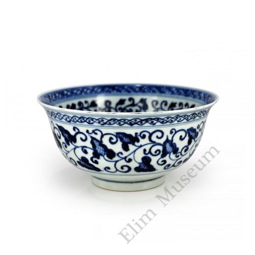 1469 A Ming B&W lotus bundle big bowl